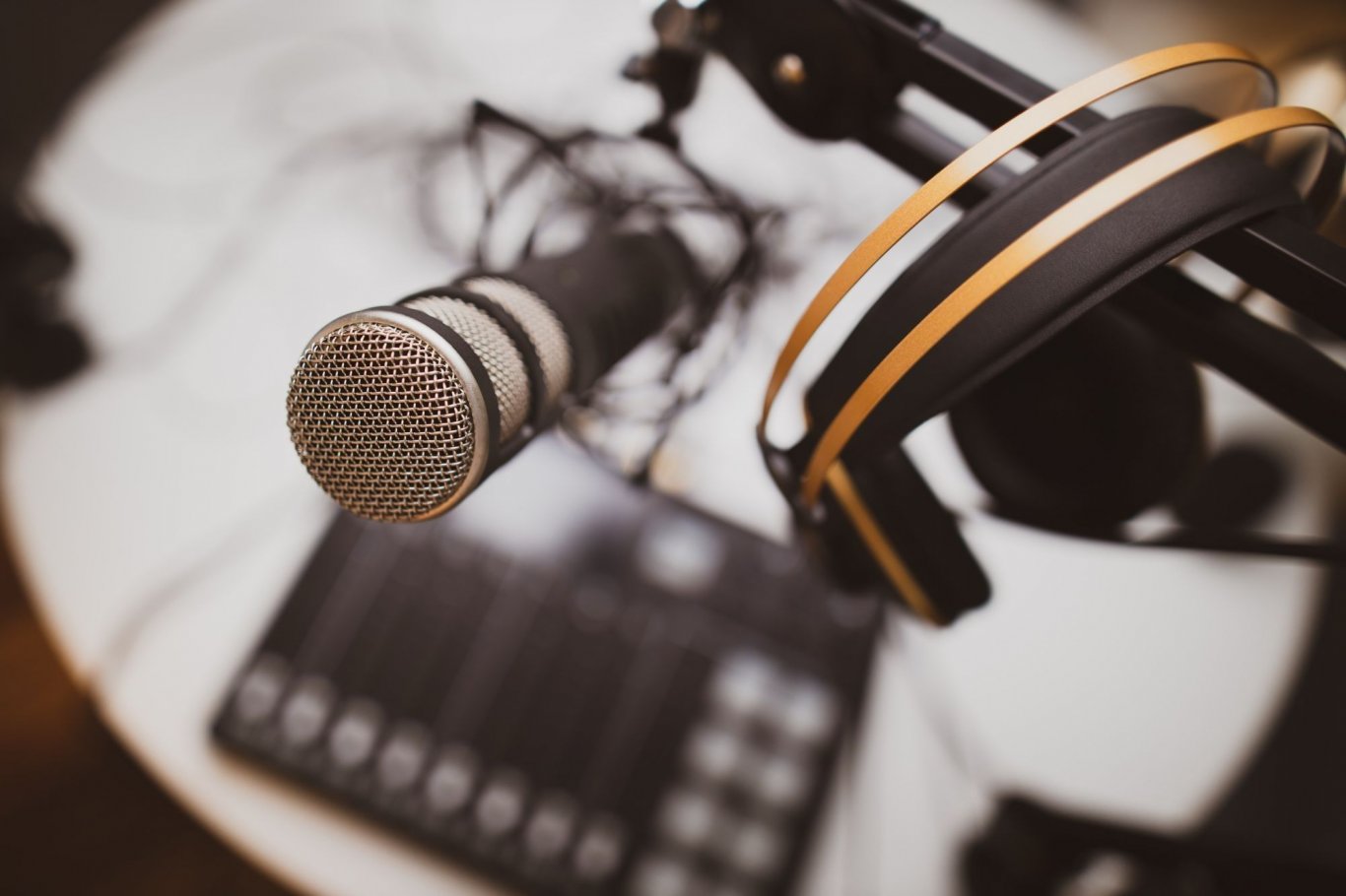 Music Copyright: The differences between “song” and “record” copyright
